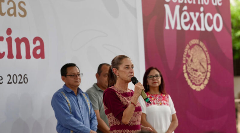 El objetivo es que las familias tengan lo indispensable para llevar a sus hijos a la escuela: Presidenta Claudia Sheinbaum entrega beca Rita Cetina en Tapachula